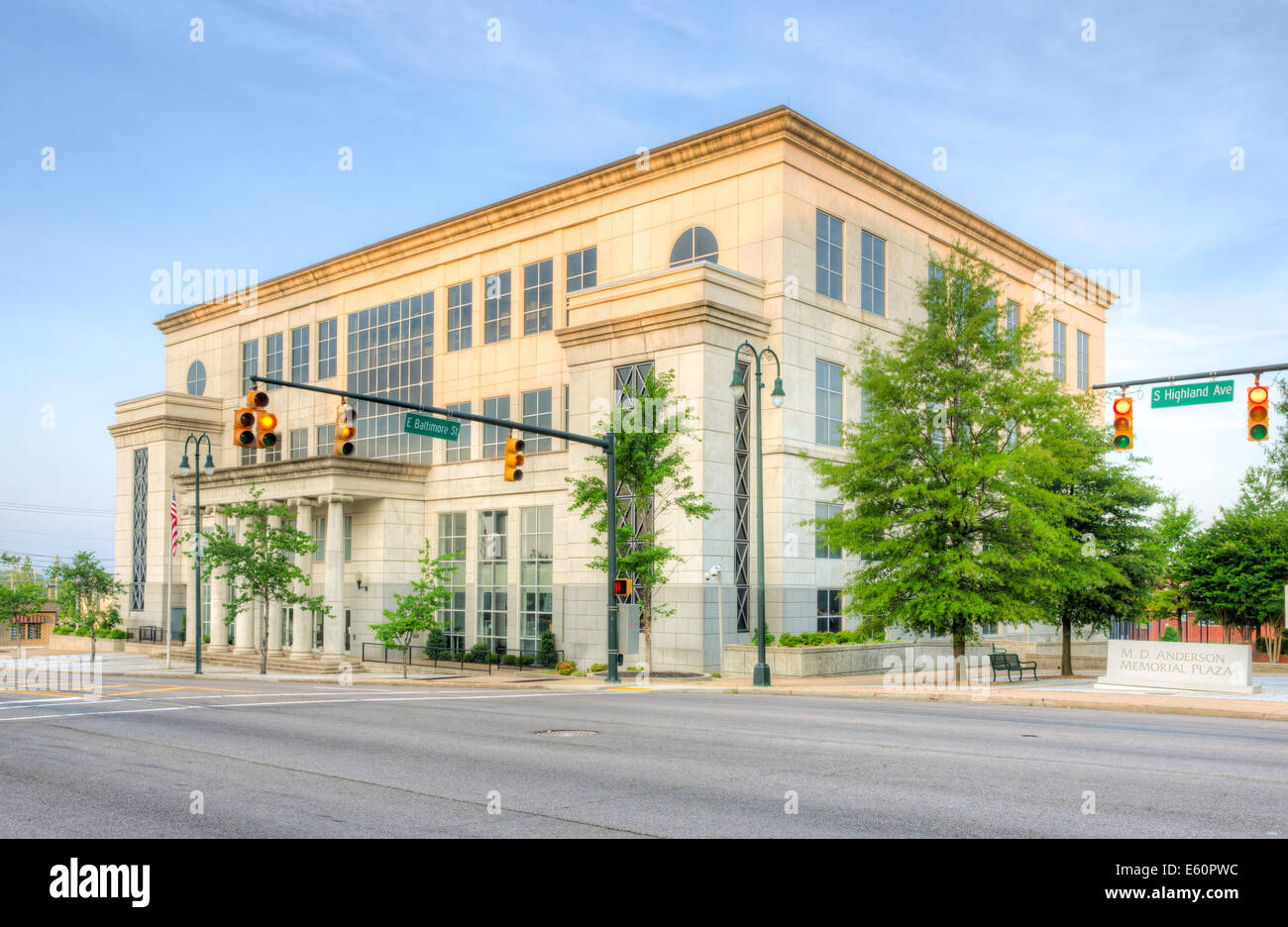 US District Courthouse for the Western District of Tennessee in early morning light shortly after sunrise in Jackson, Tennessee. Stock Photo