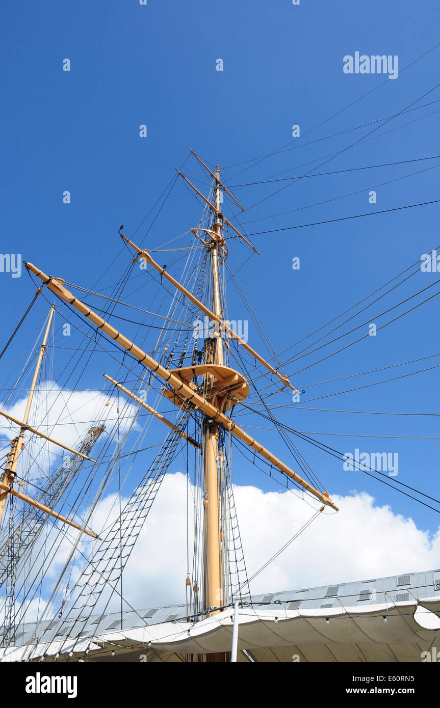 Mast of HMS Gannet (Doterel class screw composite sail and steam sloop), Chatham Historic Dockyard, Kent, England, UK Stock Photo
