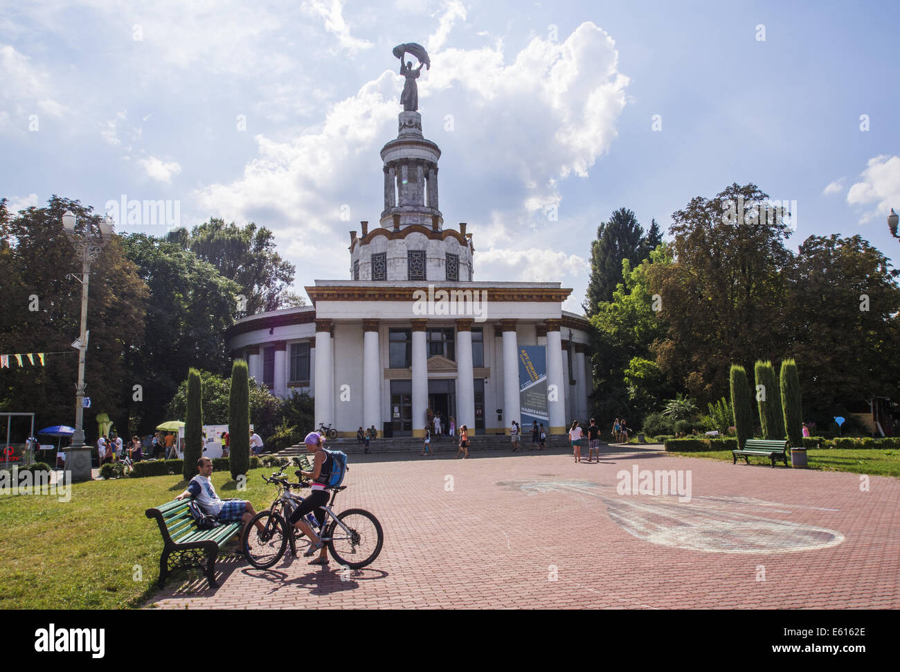 In Expocenter. 10th Aug, 2014. -- National complex ''Expocenter of Ukraine'', an soviet styled exhibition center. Formerly known as Exhibition of Achievements of the National Economy of Ukrainian SSR. Expocenter of Ukraine has been functioning since 1958. © Igor Golovniov/ZUMA Wire/Alamy Live News Stock Photo