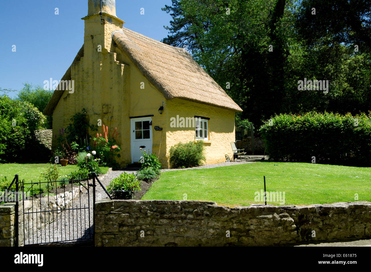 Thatched Cottage, Merthyr Mawr, Bridgend, South Wales. UK. Stock Photo