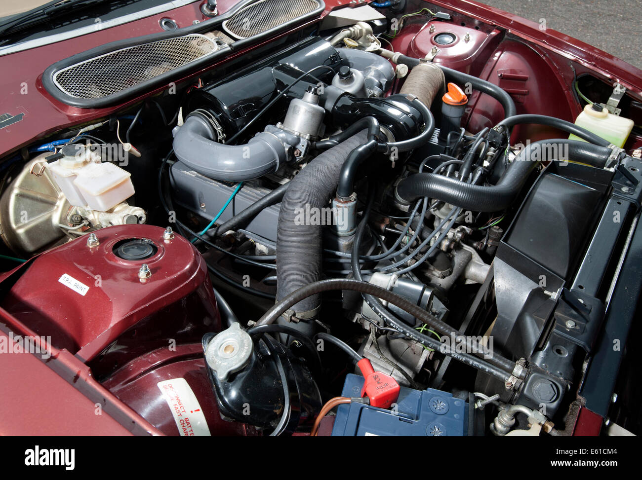 Plasticiteit herfst Gebakjes Rover v8 engine hi-res stock photography and images - Alamy