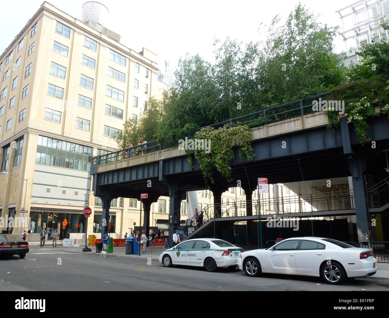 A view of the High Line Park on Gansevoort Street in New York, USA, 25