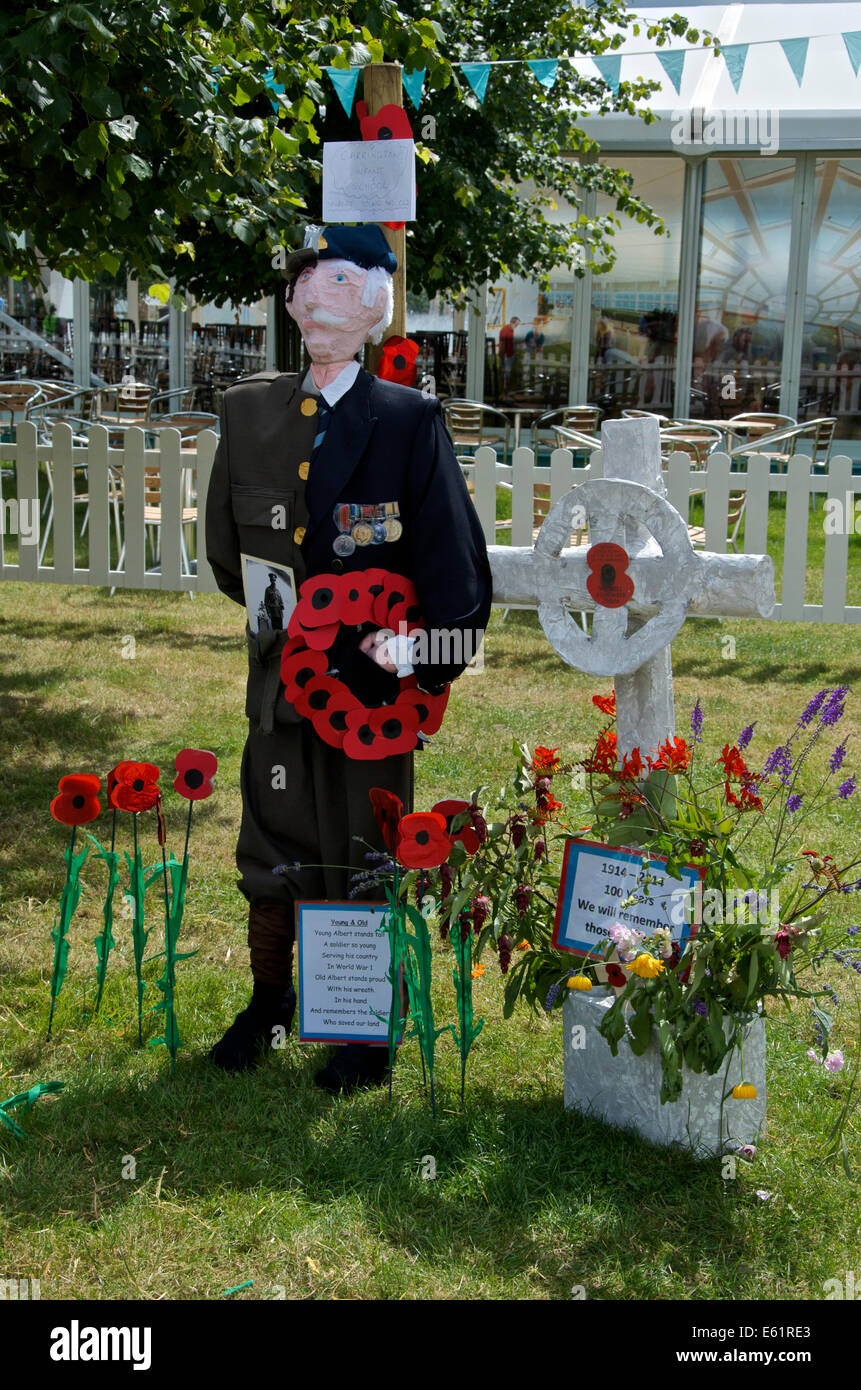 Old and Young Albert - entry by Carrington Infant School in WW1 Centenary Scarecrow Competition Stock Photo