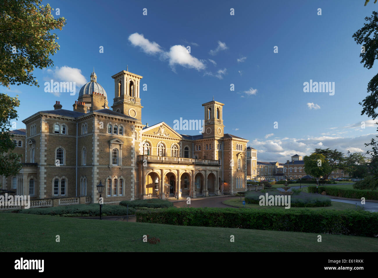 Princess Park Manor, formerly Colney Hatch Asylym Stock Photo Alamy