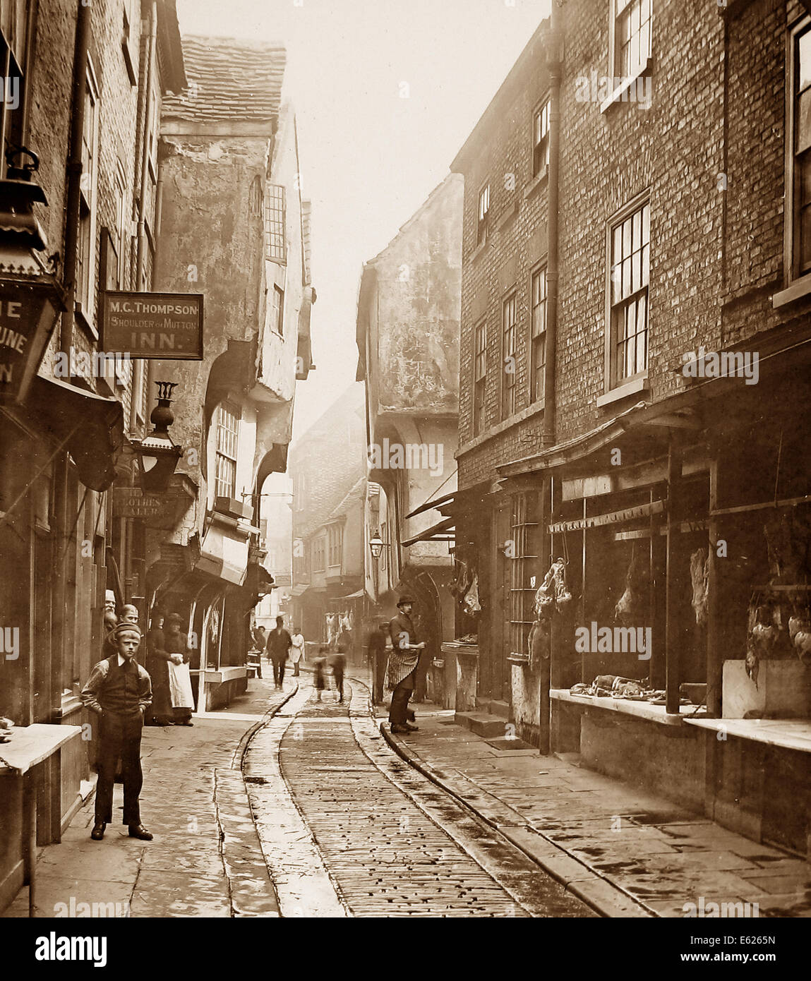 York shambles old hi-res stock photography and images - Alamy