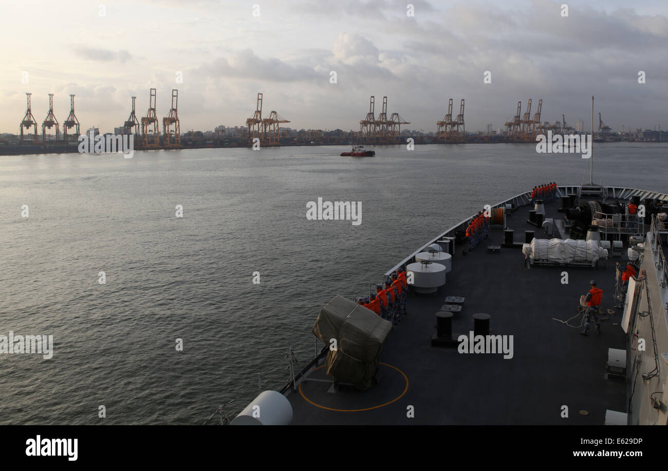 Colombo, Sri Lanka. 12th Aug, 2014. China's amphibious landing ship ...