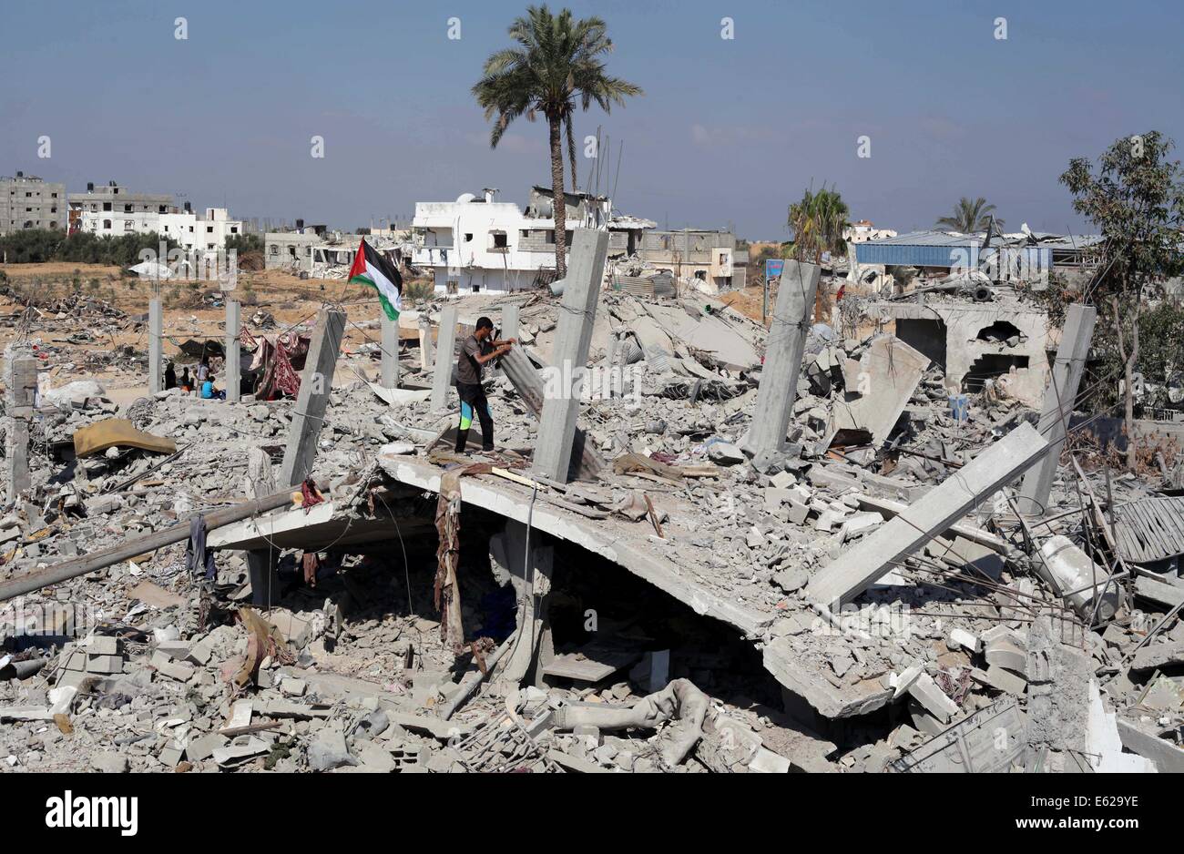 khan-younis-gaza-strip-palestinian-territory-12th-aug-2014-a