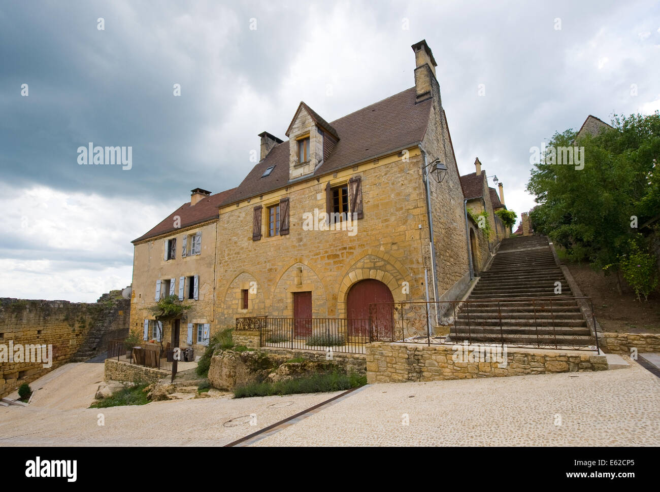 Domme france hires stock photography and images Alamy