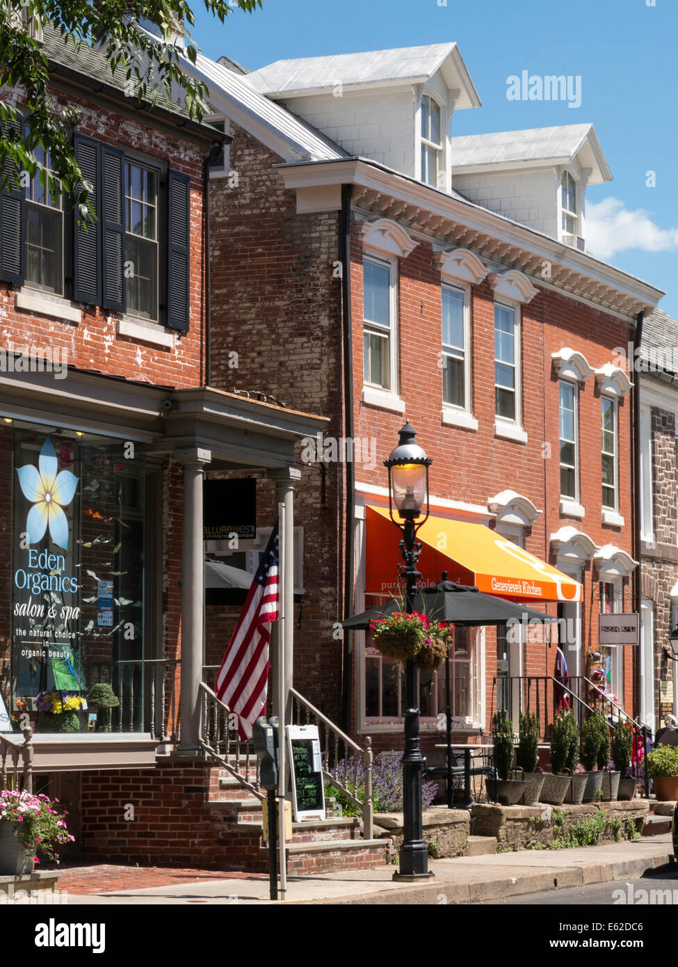 Downtown doylestown pennsylvania hires stock photography and images
