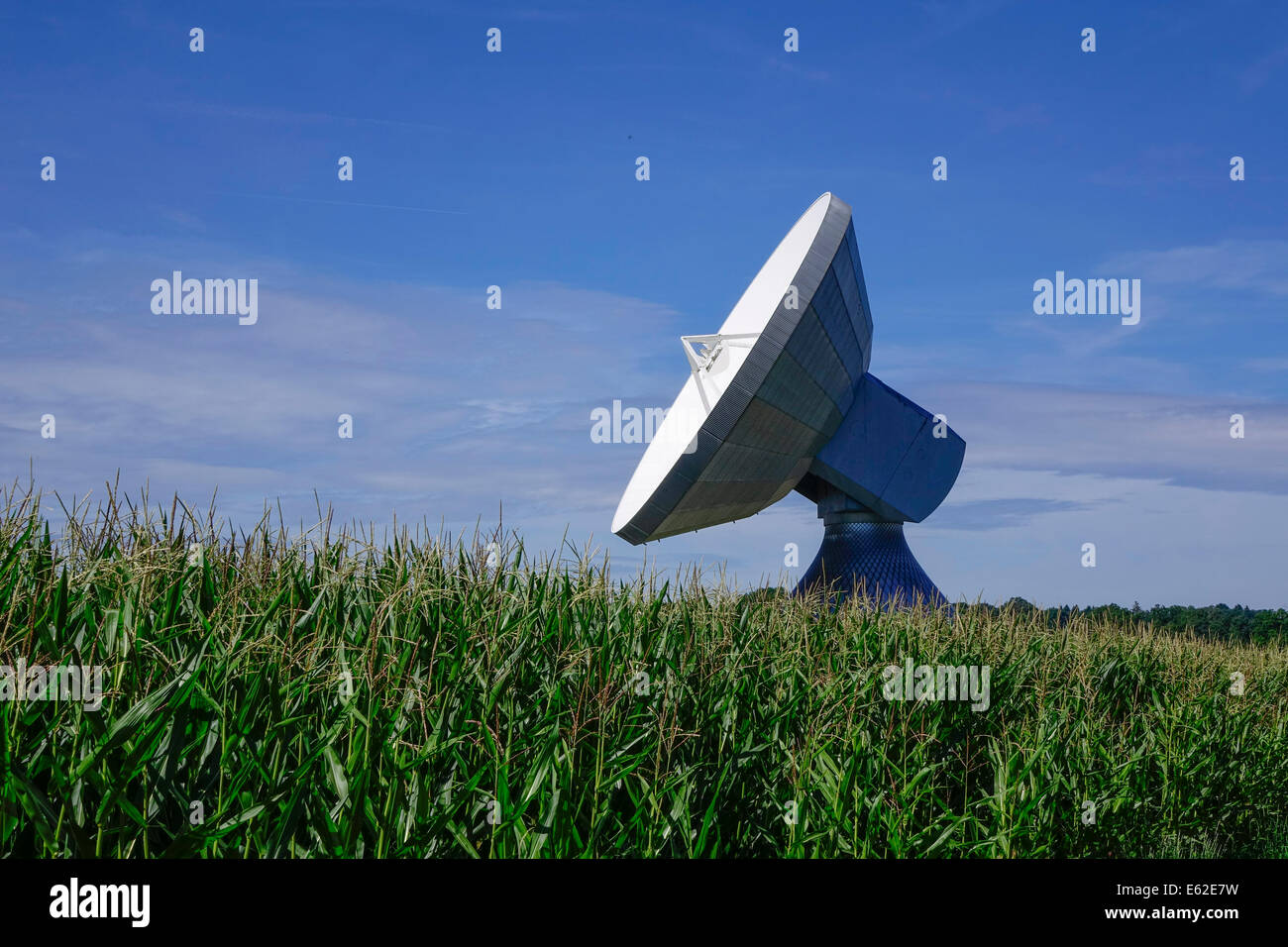 Satellite dish, Raisting Satellite Earth Station, ground station