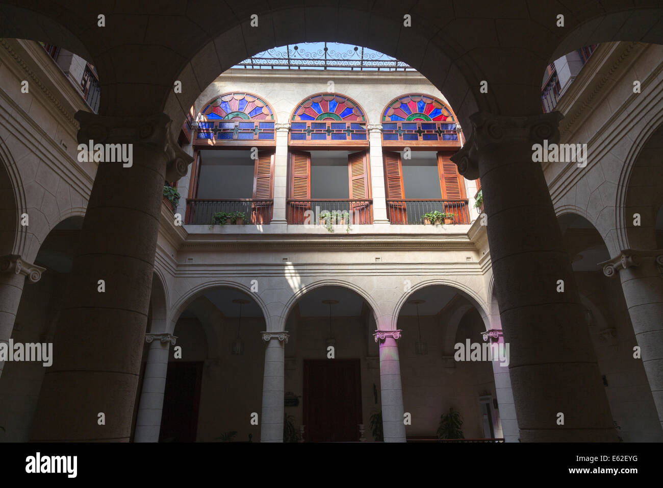central courtyard, Hotel Palacio O’Farrill, Old Havana, Cuba Stock Photo
