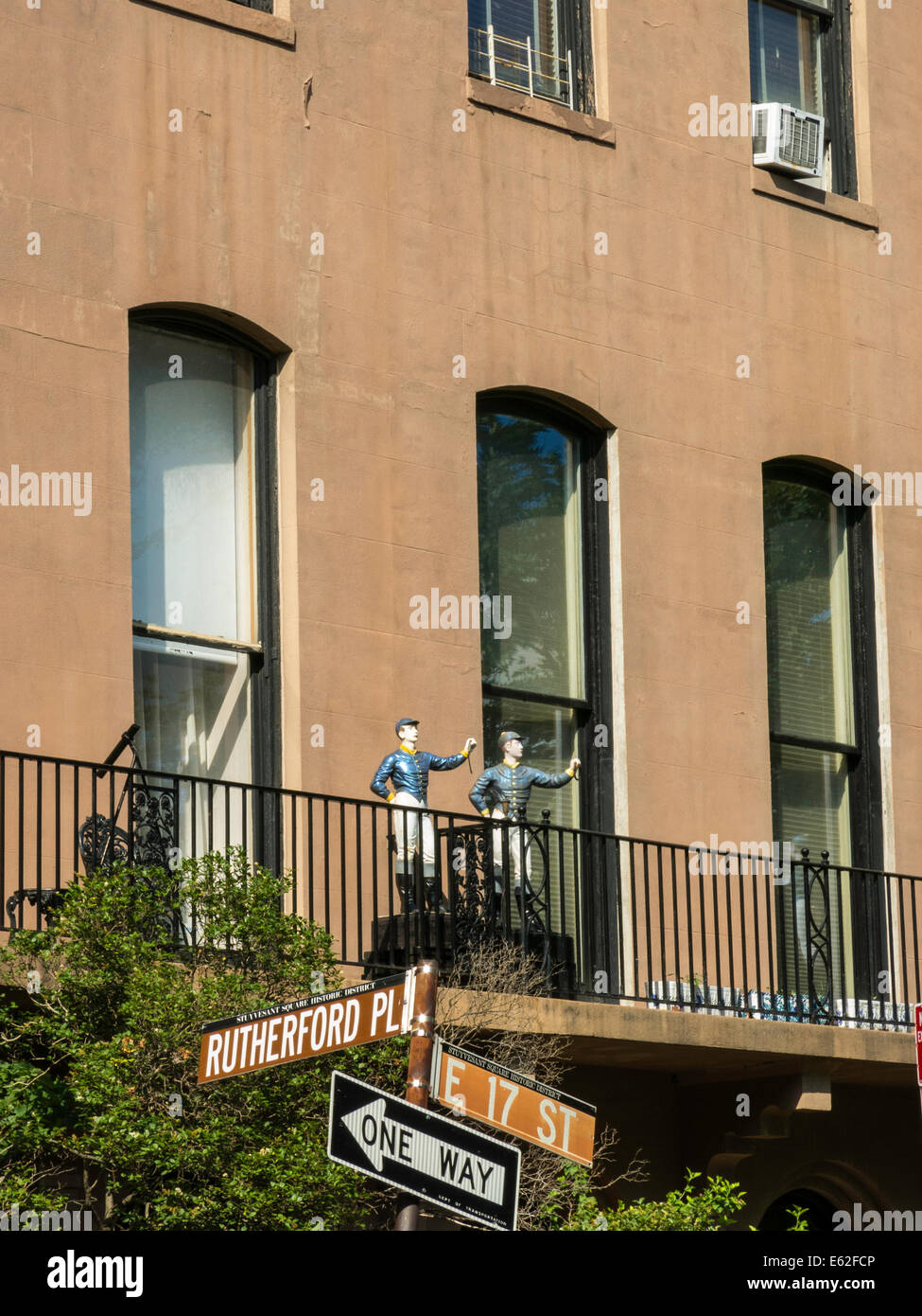 Stuyvesant Square in Gramercy Neighborhood, NYC Stock Photo Alamy
