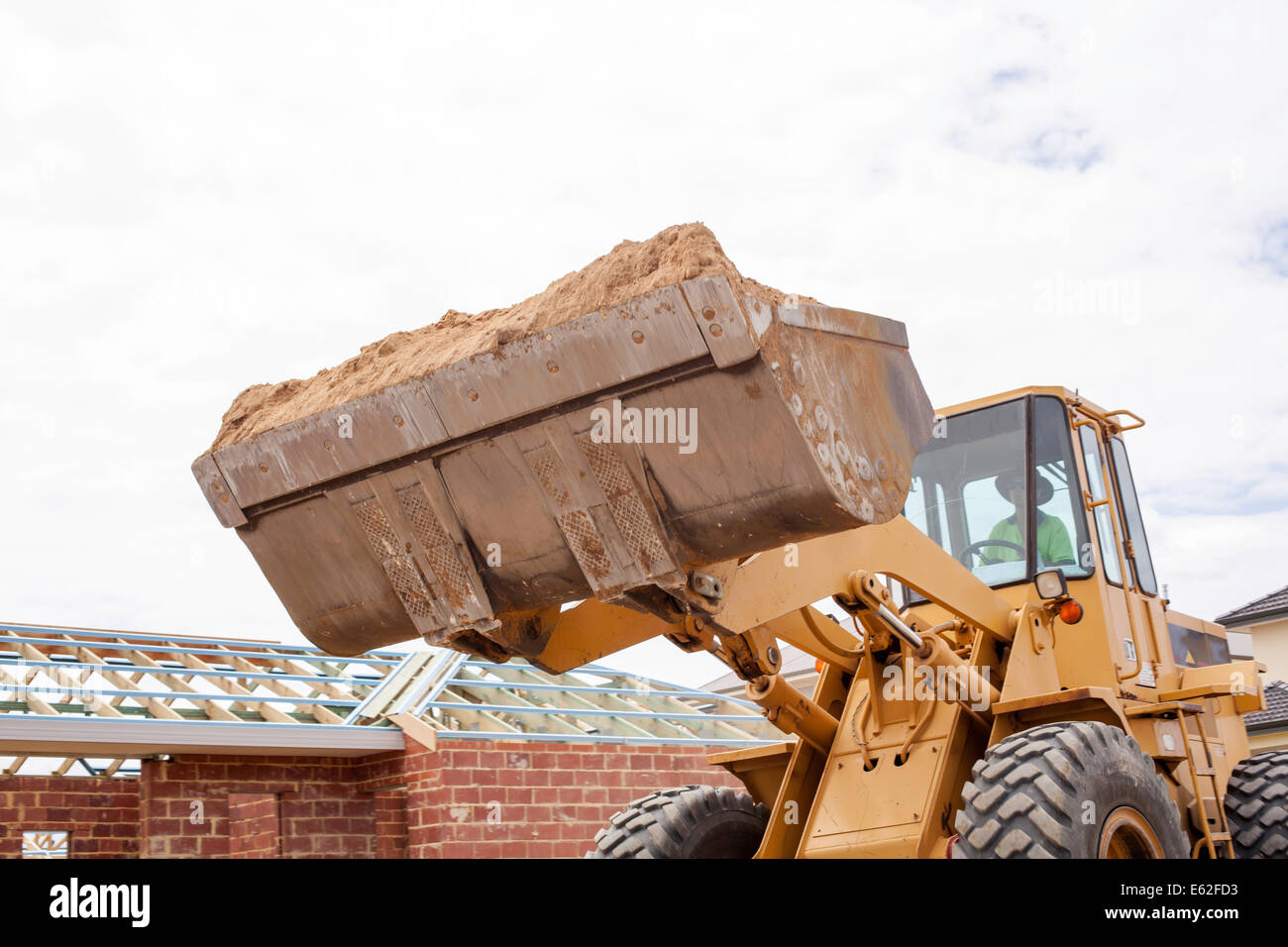 Wheel Loader, Front End Loader , Bucket Loader earth moving,operator