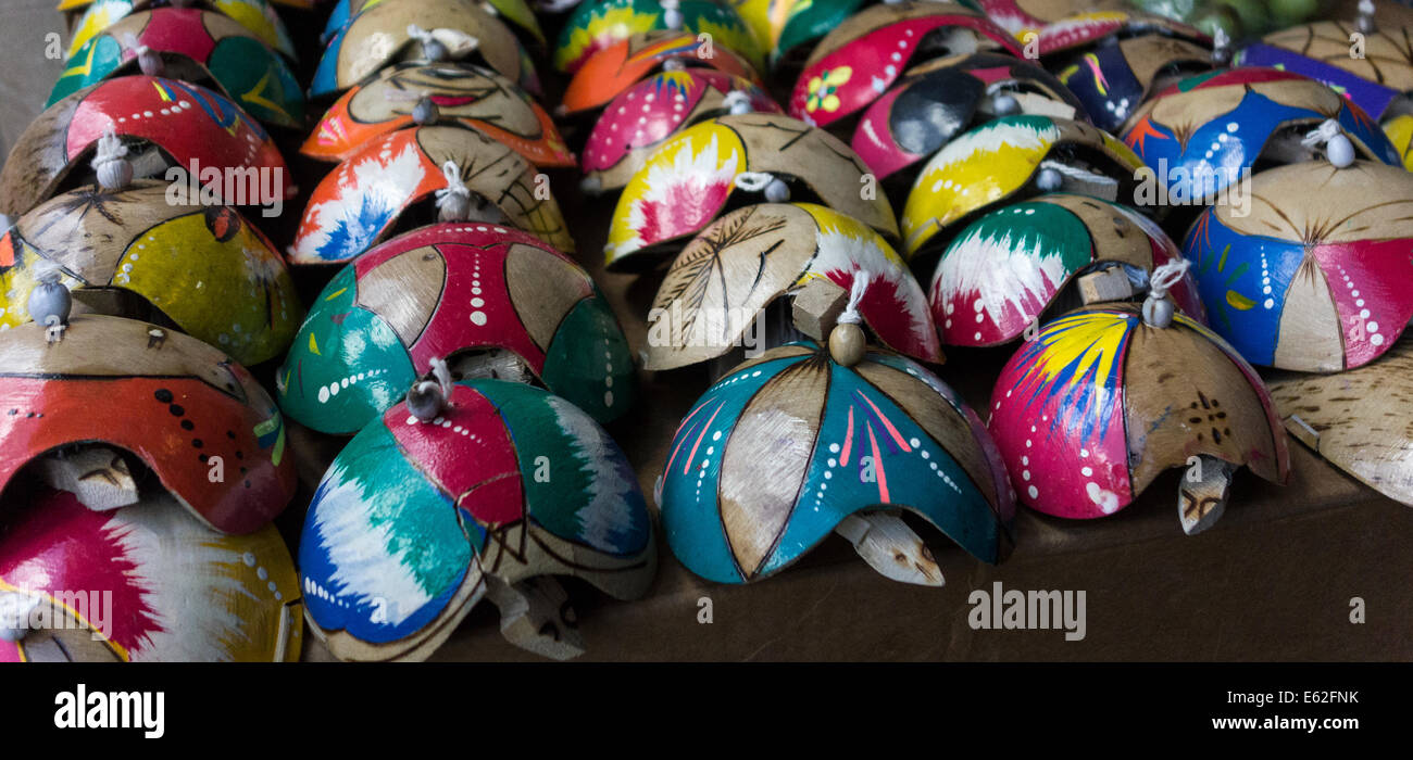 toy metal turtles for sale, souvenir shop, The Nassau Straw Market