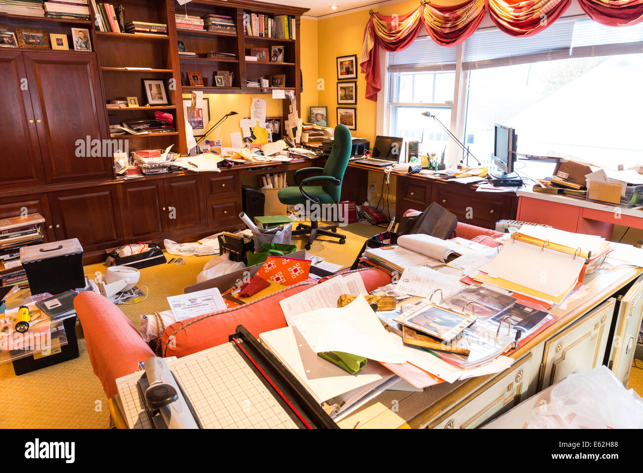 Messy Home Office, residential home, USA Stock Photo - Alamy
