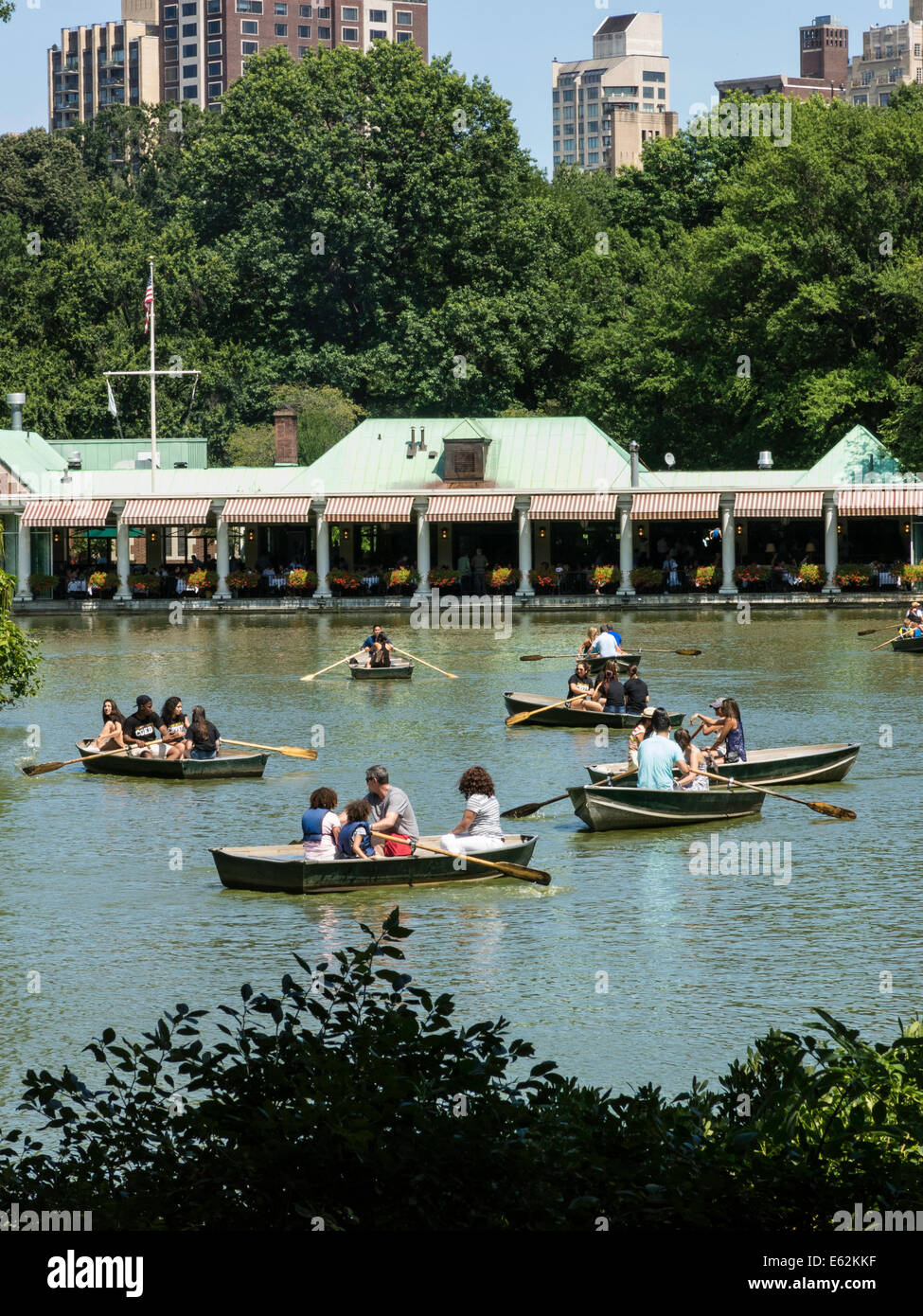 The Lake and Boathouse in Central Park, Summertime, NYC Stock Photo Alamy