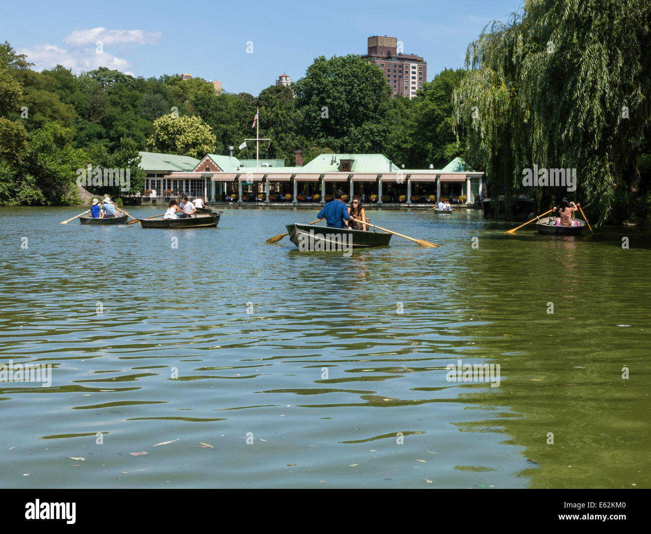 The Lake and Boathouse in Central Park, Summertime, NYC Stock Photo Alamy
