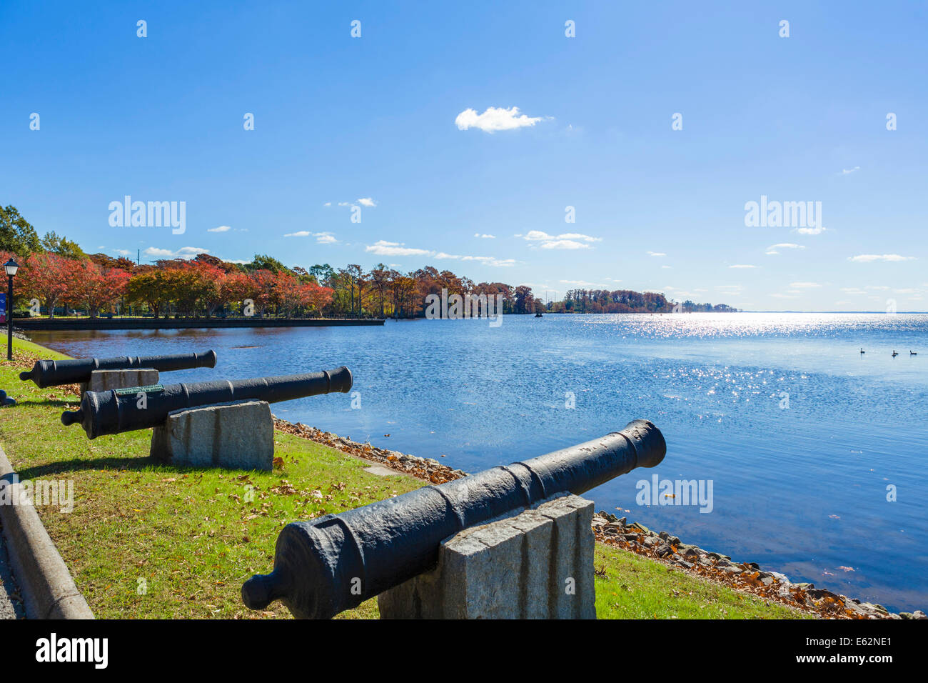 The Edenton Bay waterfront, Edenton, Albemarle region, North Carolina