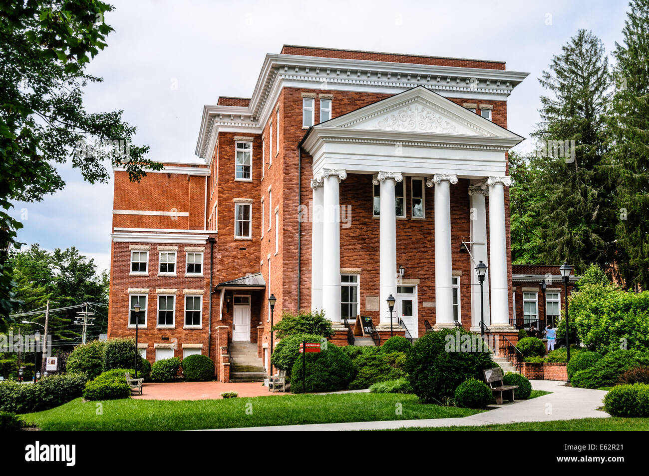 Carnegie Hall, 105 Church Street, Lewisburg, WV Stock Photo Alamy