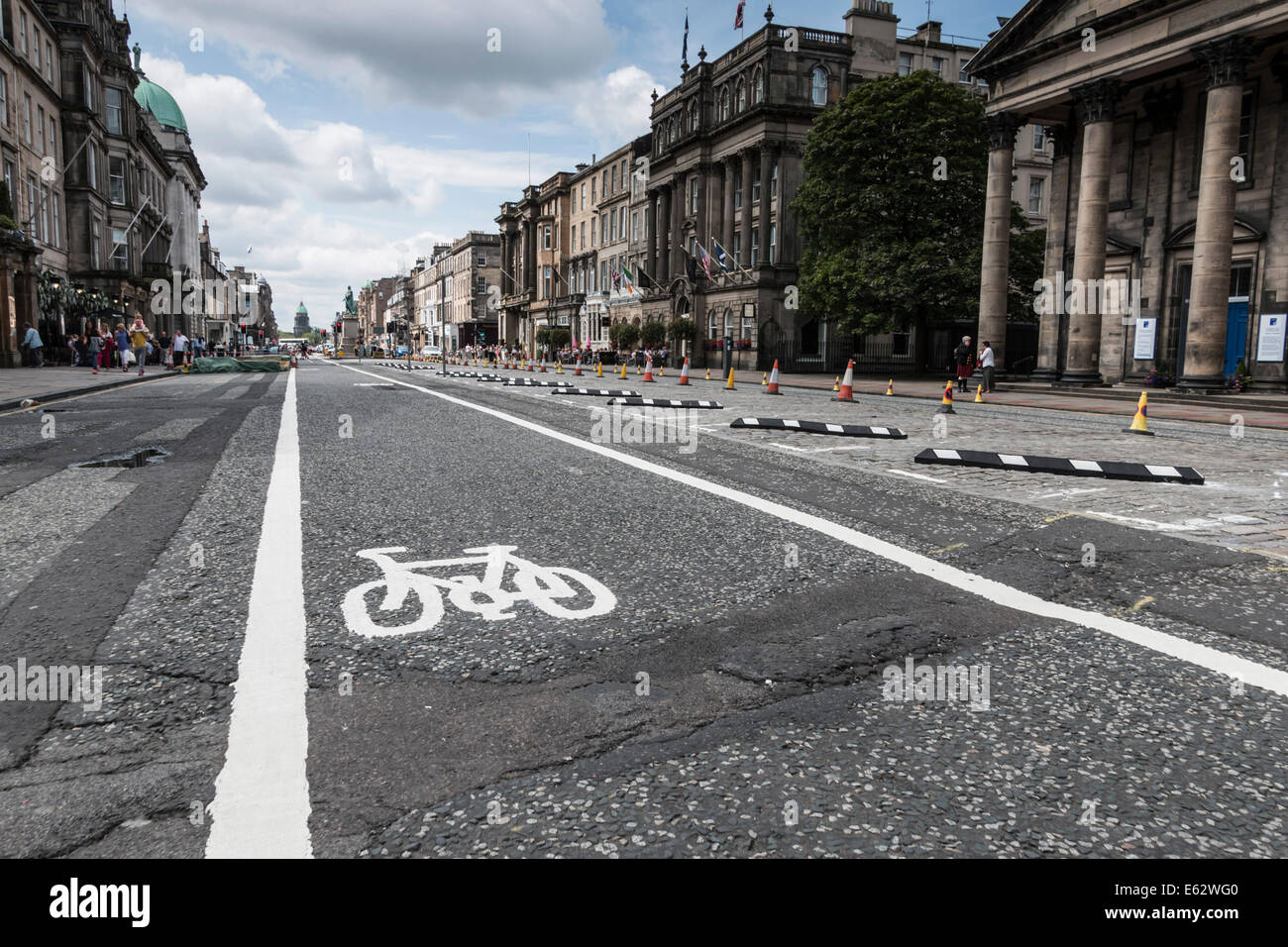 Edinburgh - bicycle labe in Queen Street. Stock Photo