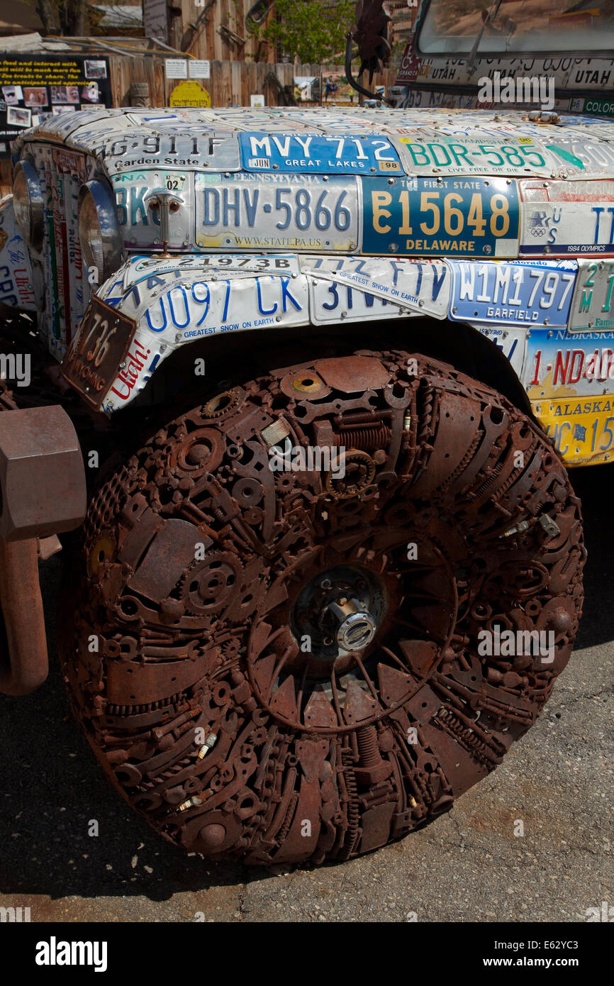 Jeep artwork made of numberplates and metal parts, Hole n the Rock