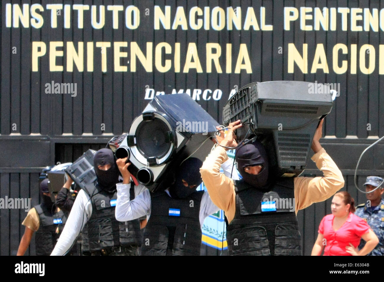 Tegucigalpa, Honduras. 12th Aug, 2014. Members of the Military Police