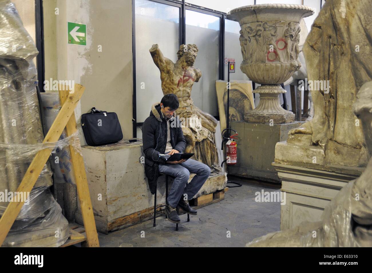 Academy sculptures hires stock photography and images Alamy