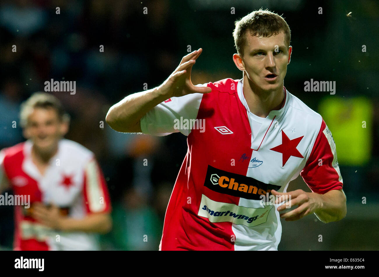 Tomas Necid - Slavia Prague Vs. Viktoria Plzen Editorial Stock Photo -  Image of pitch, ball: 40018478