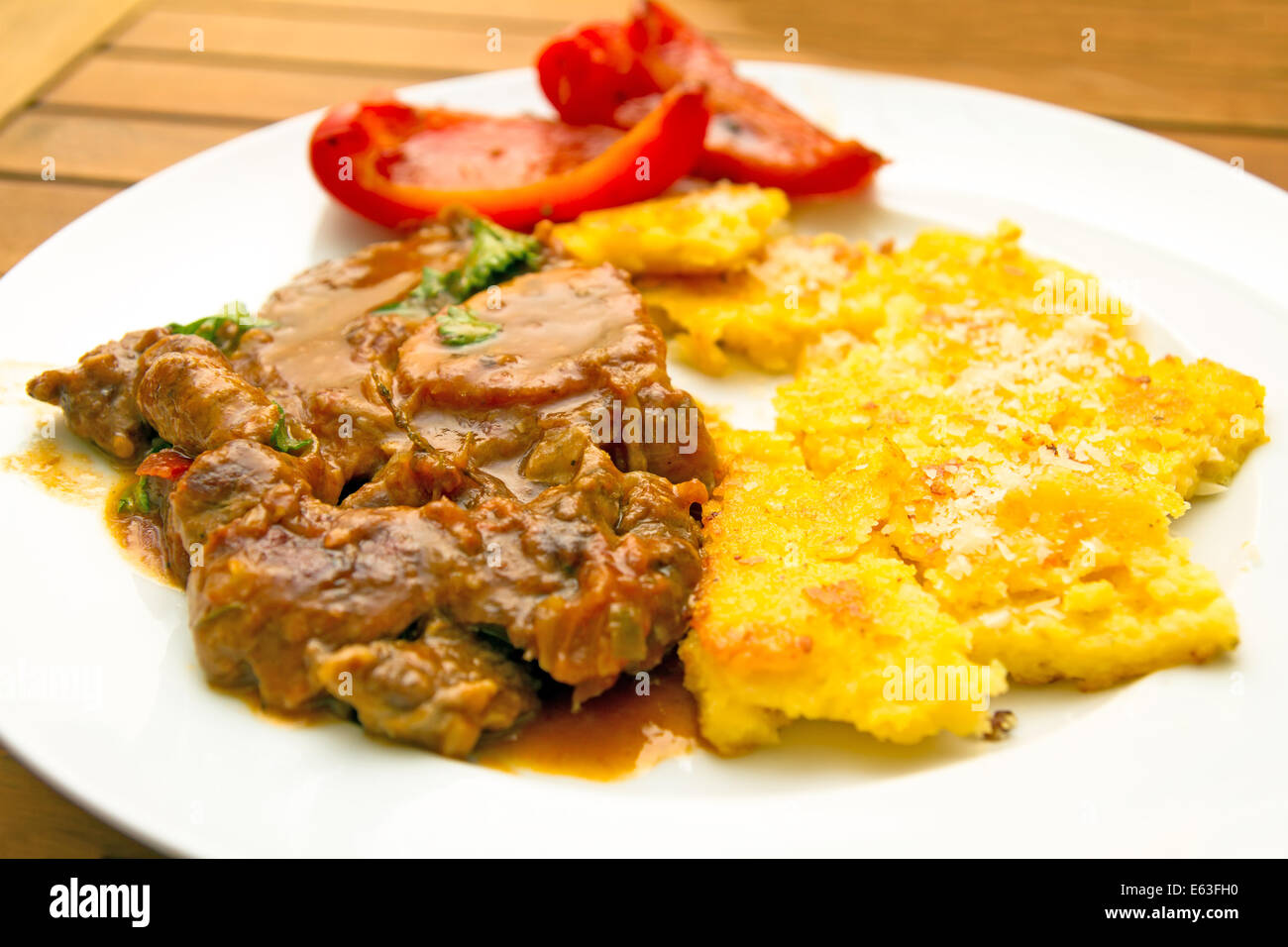 Ossobuco polenta hires stock photography and images Alamy