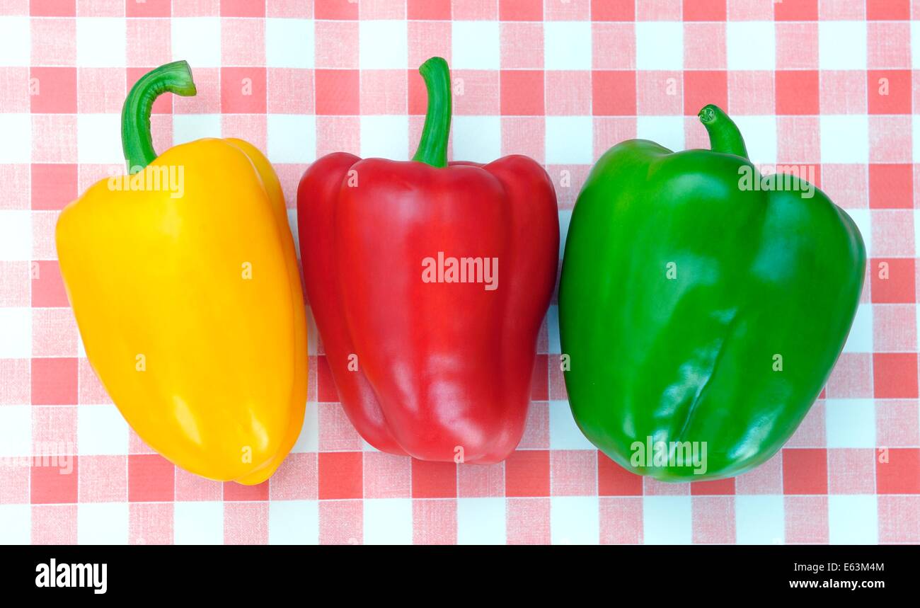 Green gingham background hi-res stock photography and images - Alamy