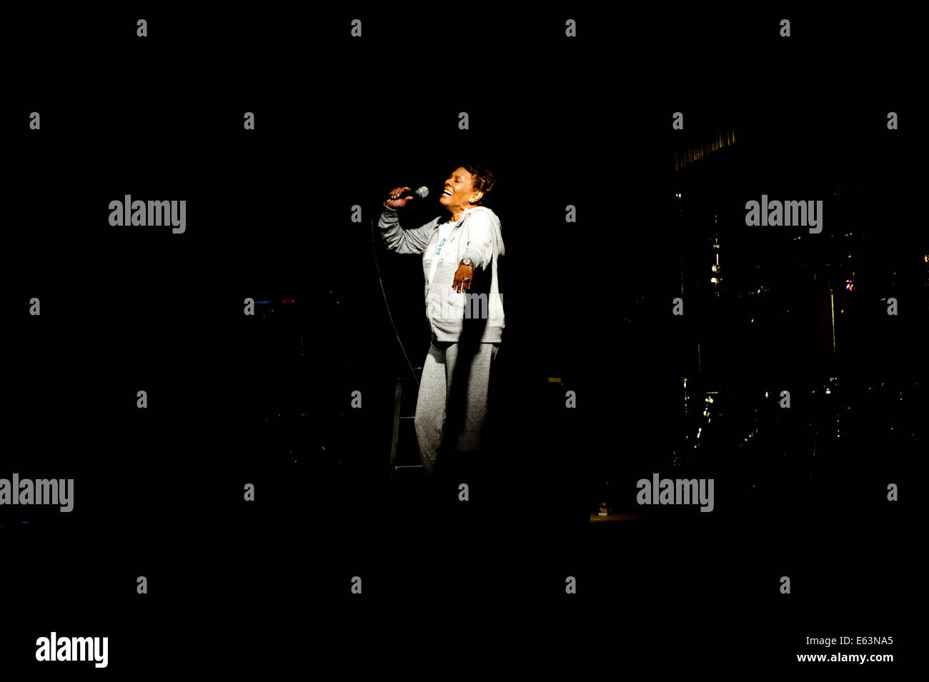 Singer Dionne Warwick in Concert (2010) Stock Photo