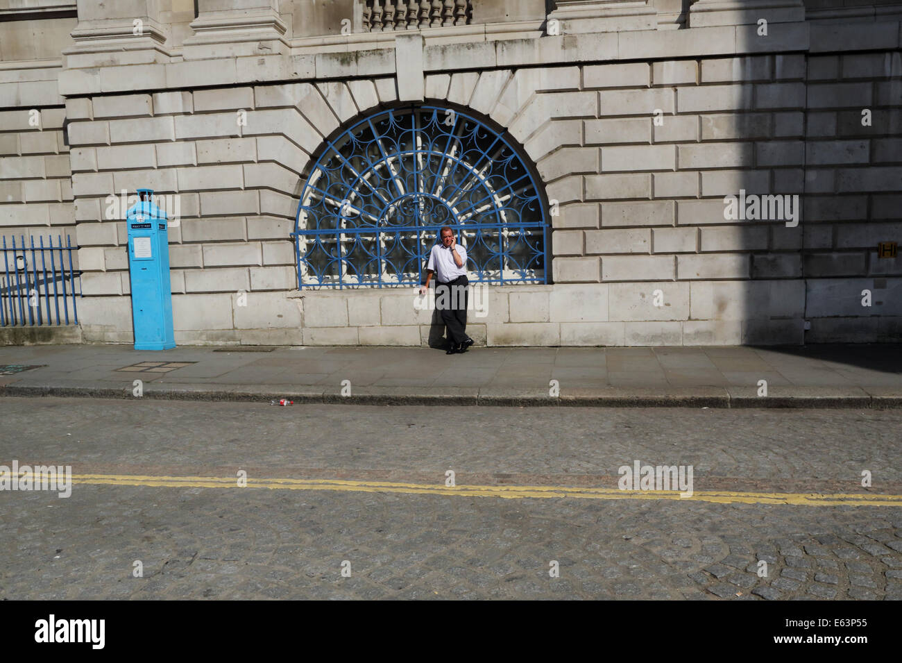 a office workers in the city of london, Bank station, UK, London  Photo: Pixstory / alamy Stock Photo