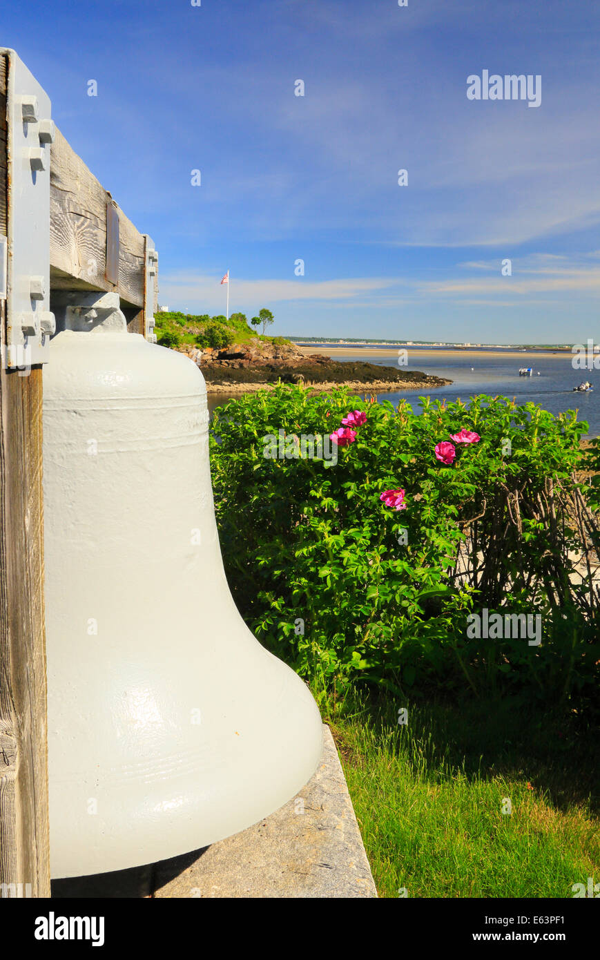Wood Island Lighthouse Bell, Biddeford Pool, Maine, USA Stock Photo Alamy