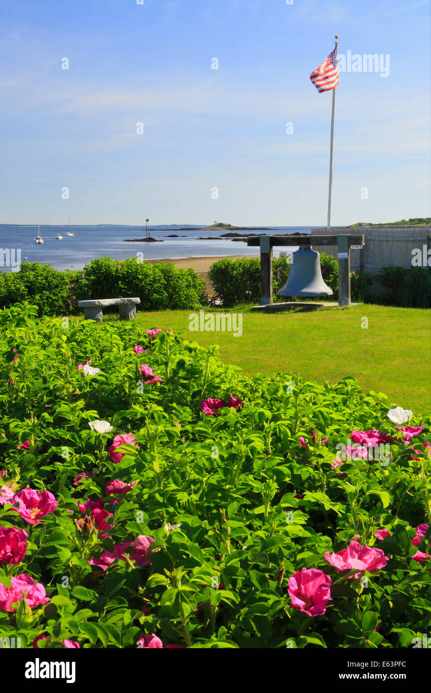 Wood Island Lighthouse Bell, Biddeford Pool, Maine, USA Stock Photo Alamy