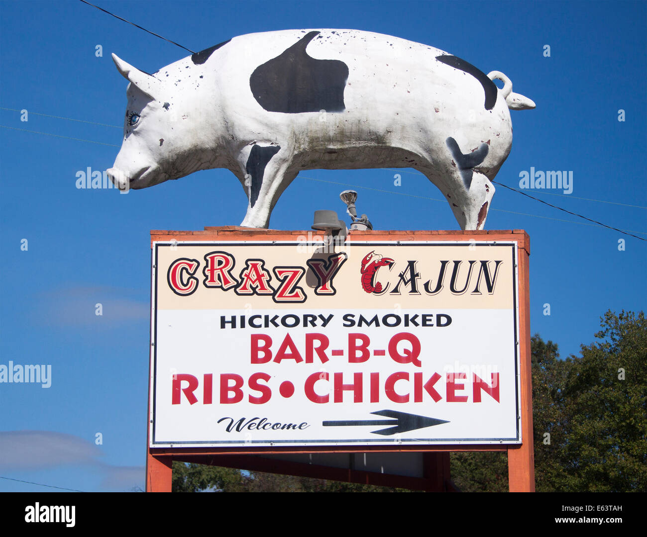 Crazy Cajun BBQ Pig Sign in Bel Alton Maryland Stock Photo Alamy