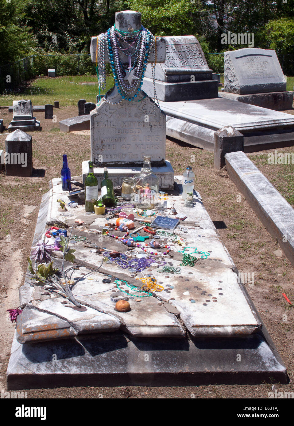Gypsy family graves at a cemetery in Meridian Mississippi Stock Photo