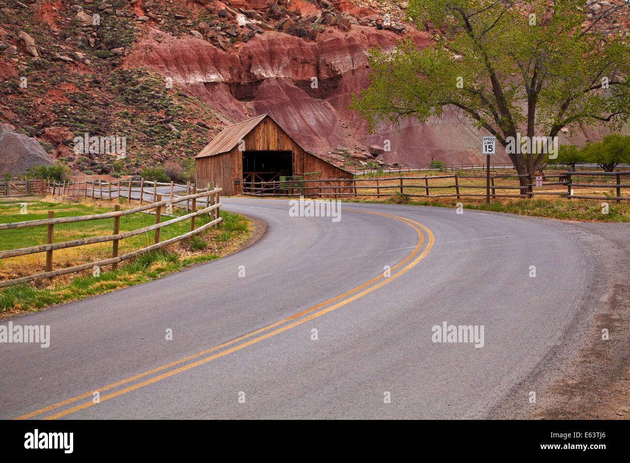 Historic wooden barn at Fruita, Capitol Reef National Park, Utah, USA Stock Photo Alamy