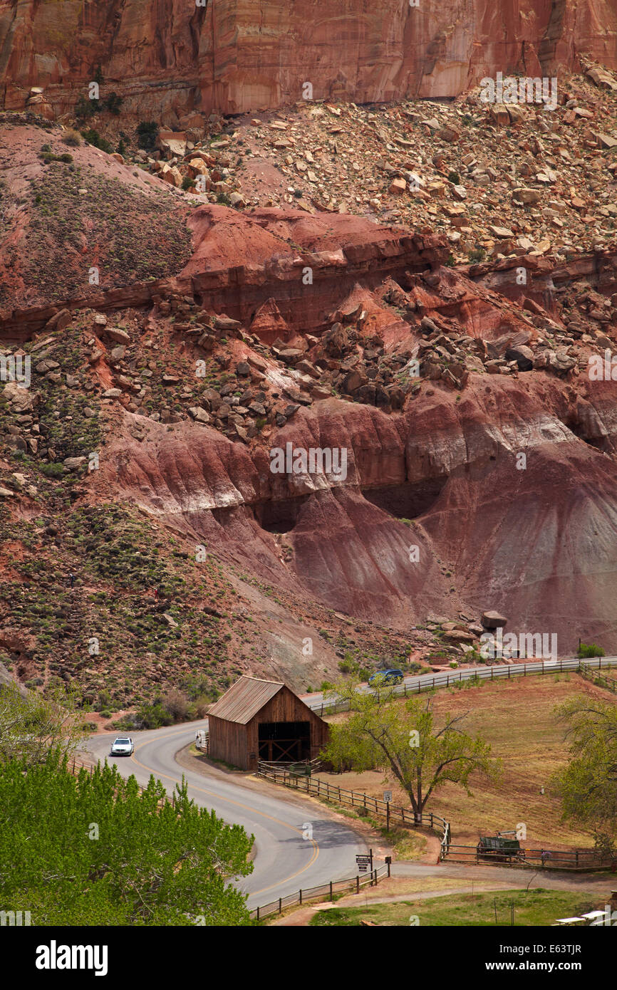 Historic wooden barn at Fruita, Capitol Reef National Park, Utah, USA Stock Photo Alamy