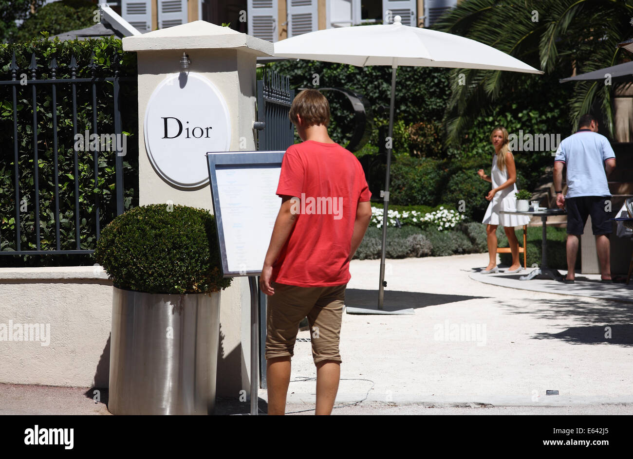Dior des lices hi-res stock photography and images - Alamy