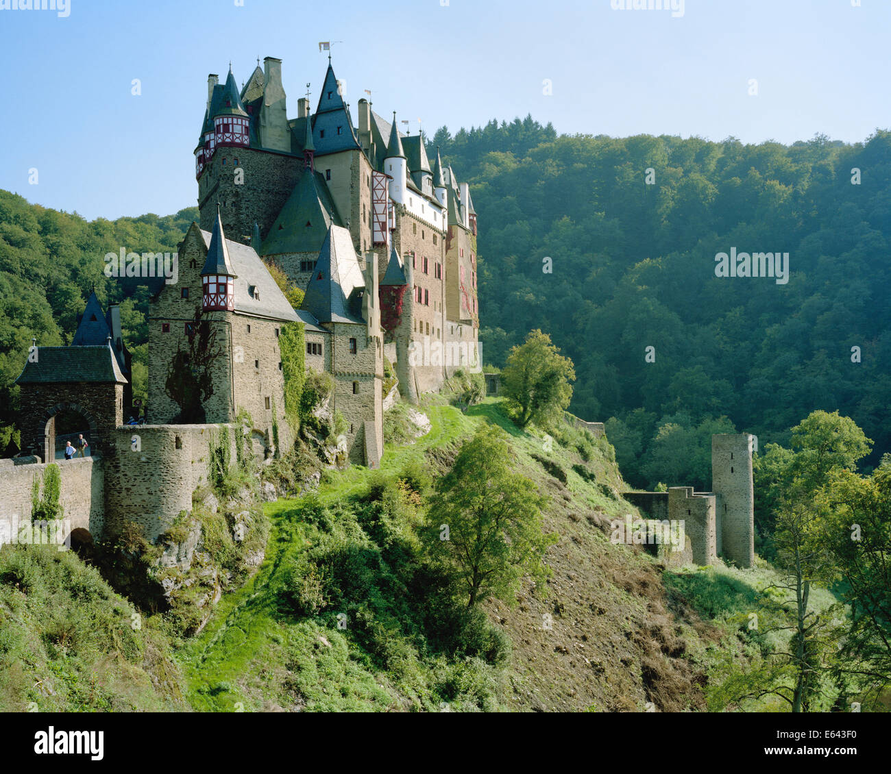 photo Rheinland Pfalz Castles https www alamy com stock photo hilltop castle burg eltz rheinland pfalz germany 72619988 html