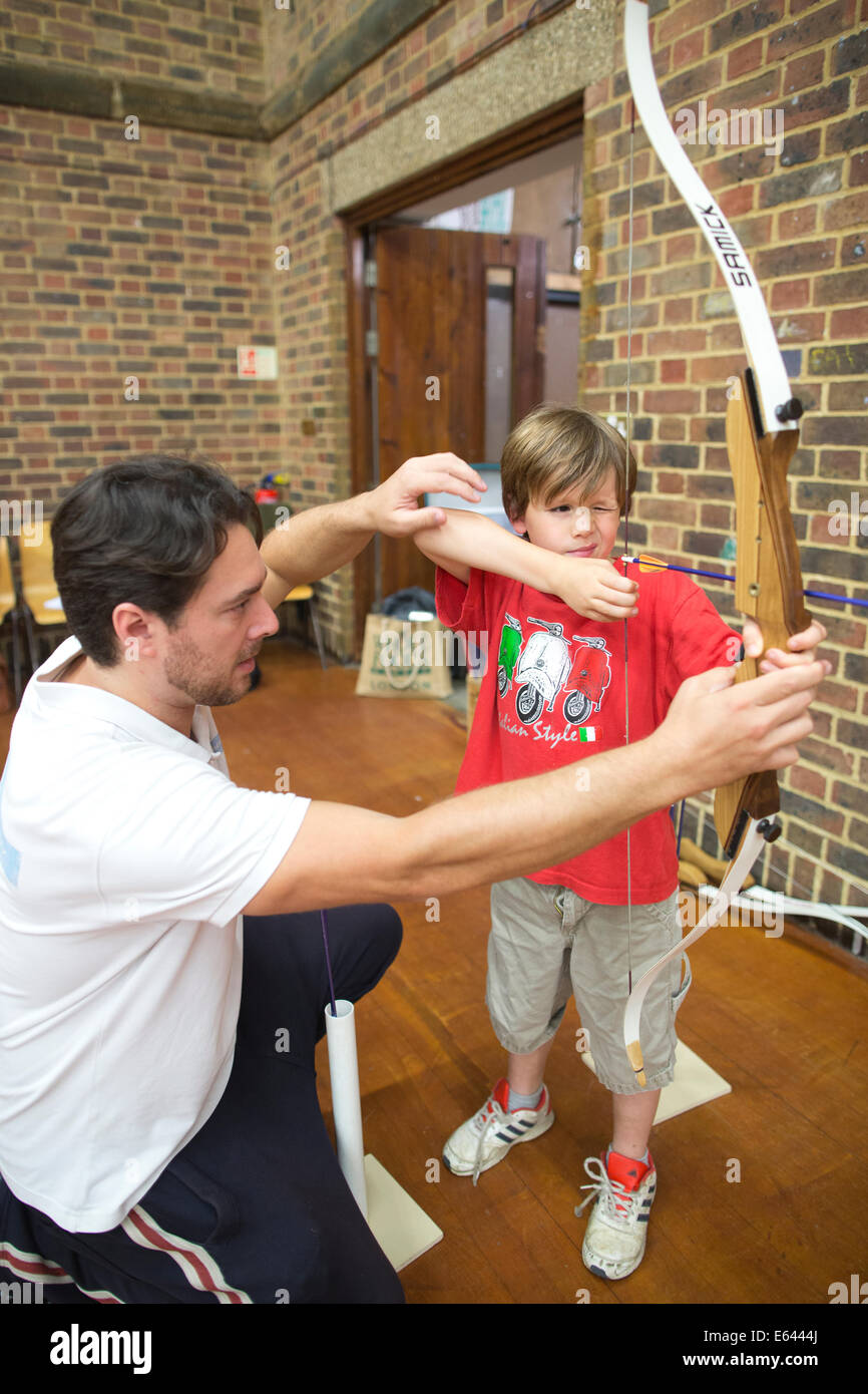 Indoor Archery Lesson At Experience Archery In London England Uk Stock Photo Alamy Indoor Archery Lesson At Experience Archery In London England Uk Stock Photo Alamy