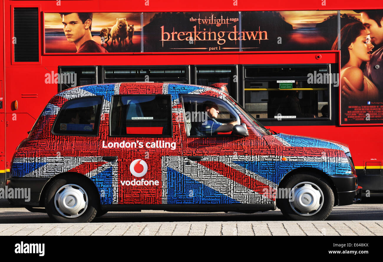 London bus stop advert hi-res stock photography and images - Alamy