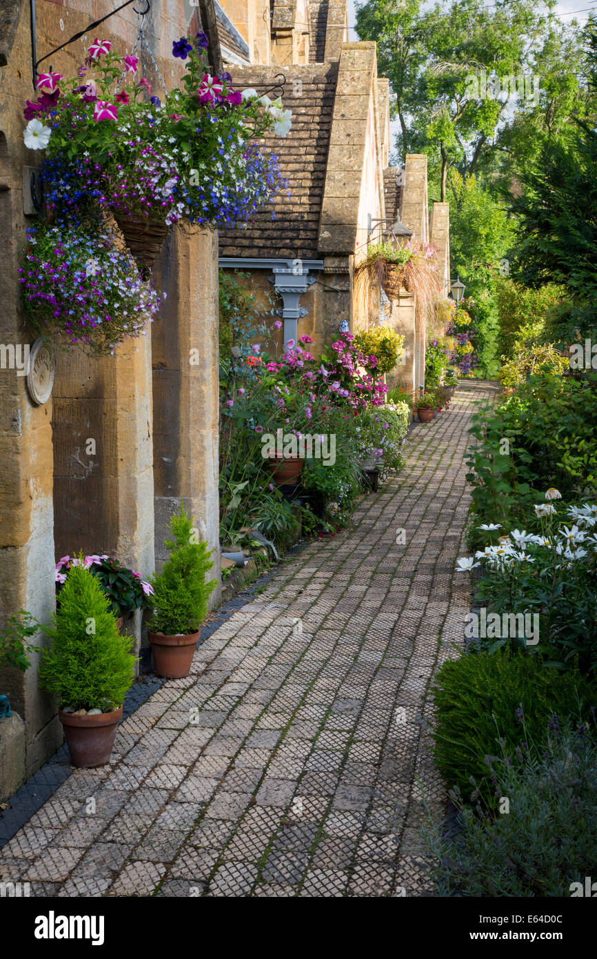 Row of cottages in Winchcombe, Gloucestershire, England Stock Photo