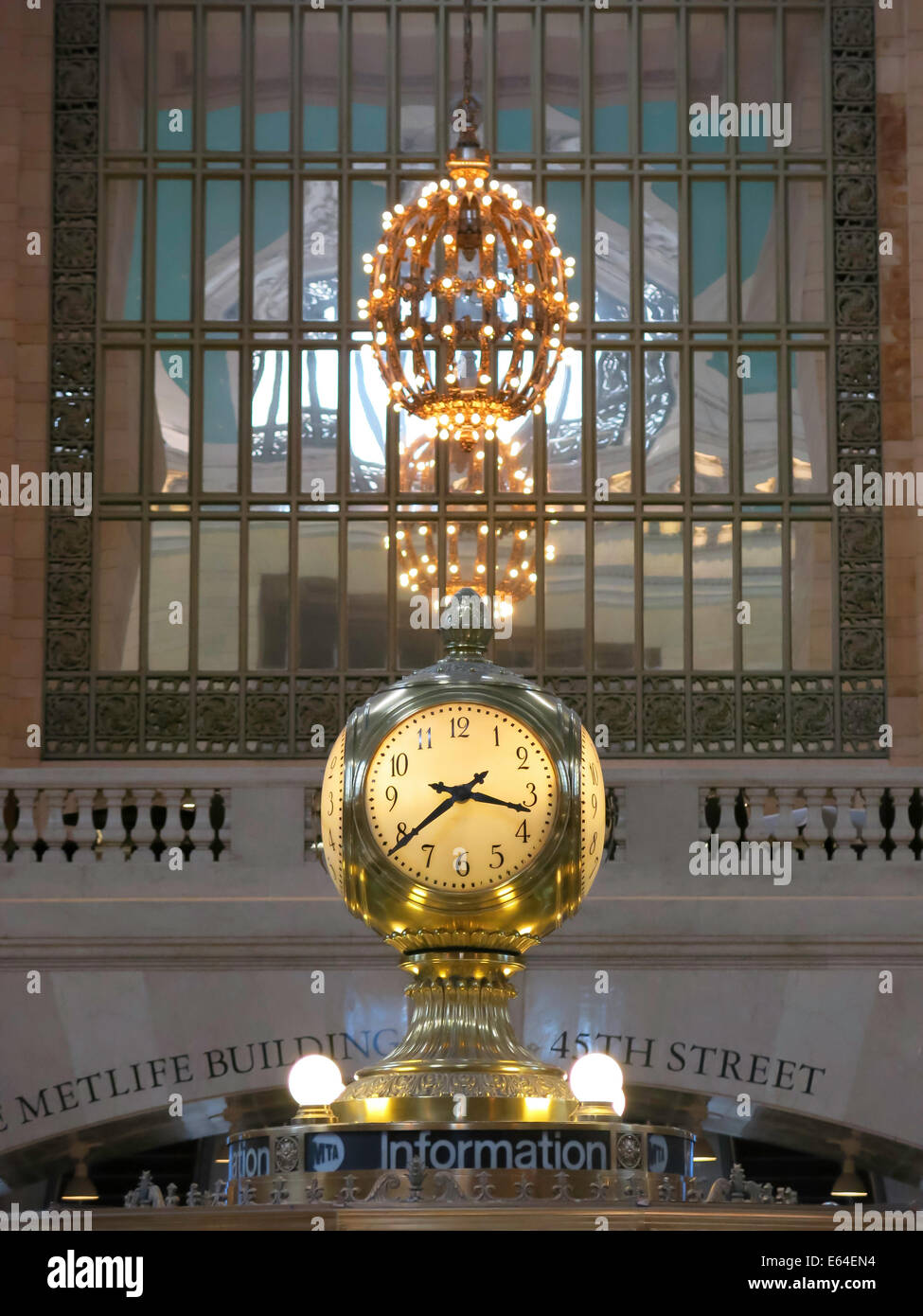 Clock on Information Booth on Grand Central Terminal, NYC, USA Stock