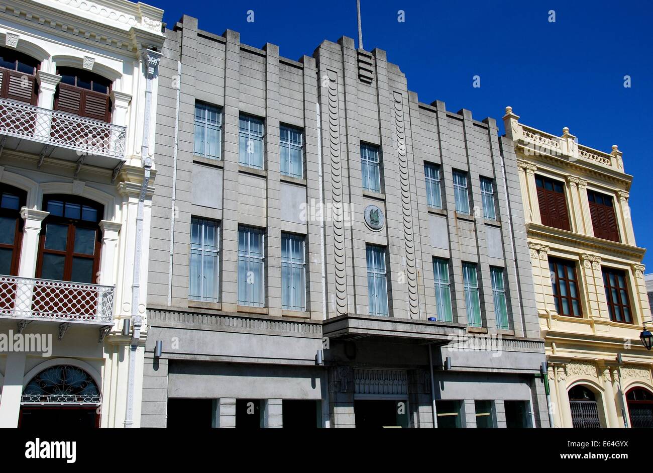 1930s art deco building hi-res stock photography and images - Alamy