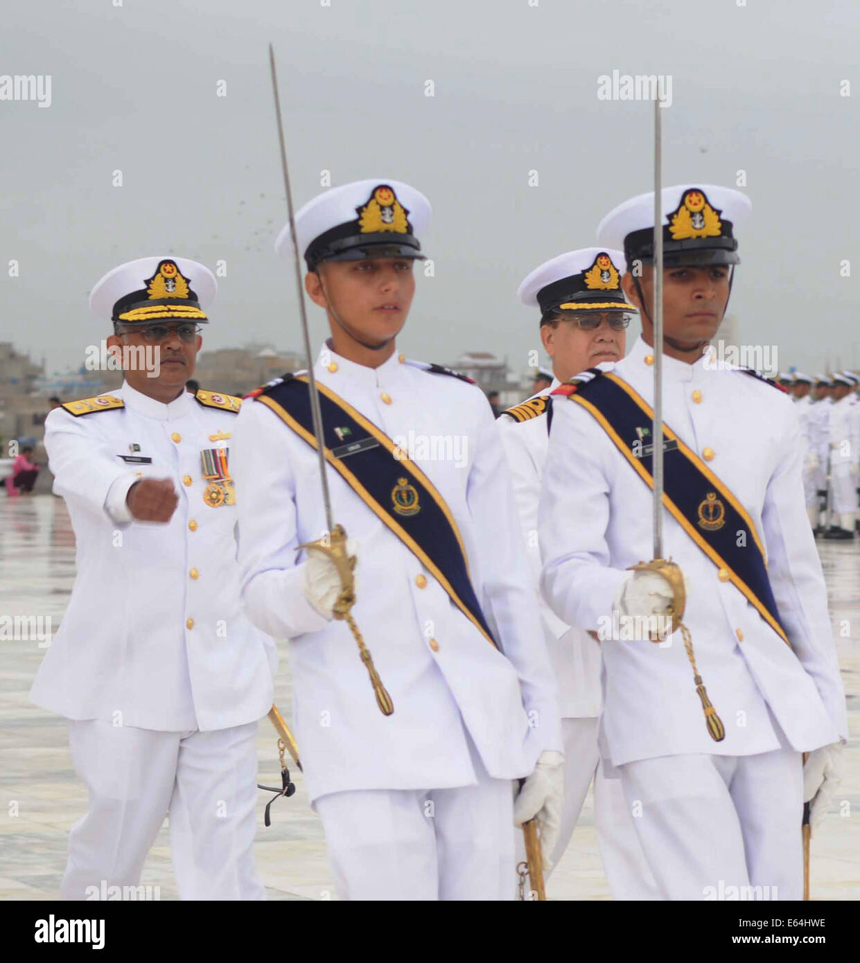 Pakistan navy hi-res stock photography and images - Alamy