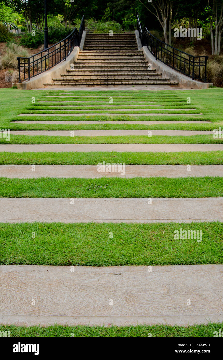 Stepping stone path concrete hires stock photography and images Alamy