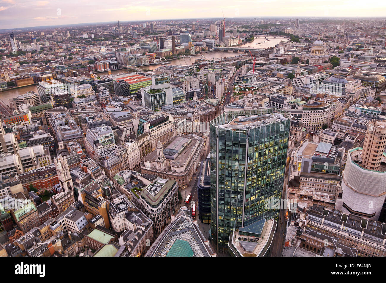 Aerial view london city hi-res stock photography and images - Alamy