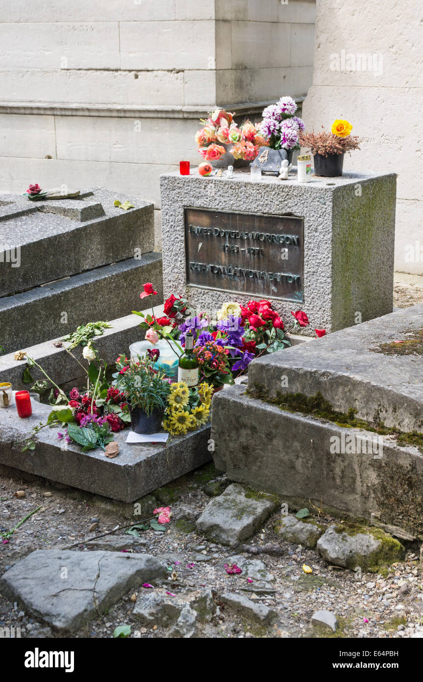 Grave of The Doors singer Jim Morrison in Pere Lachaise Cemetery Paris, France Stock Photo
