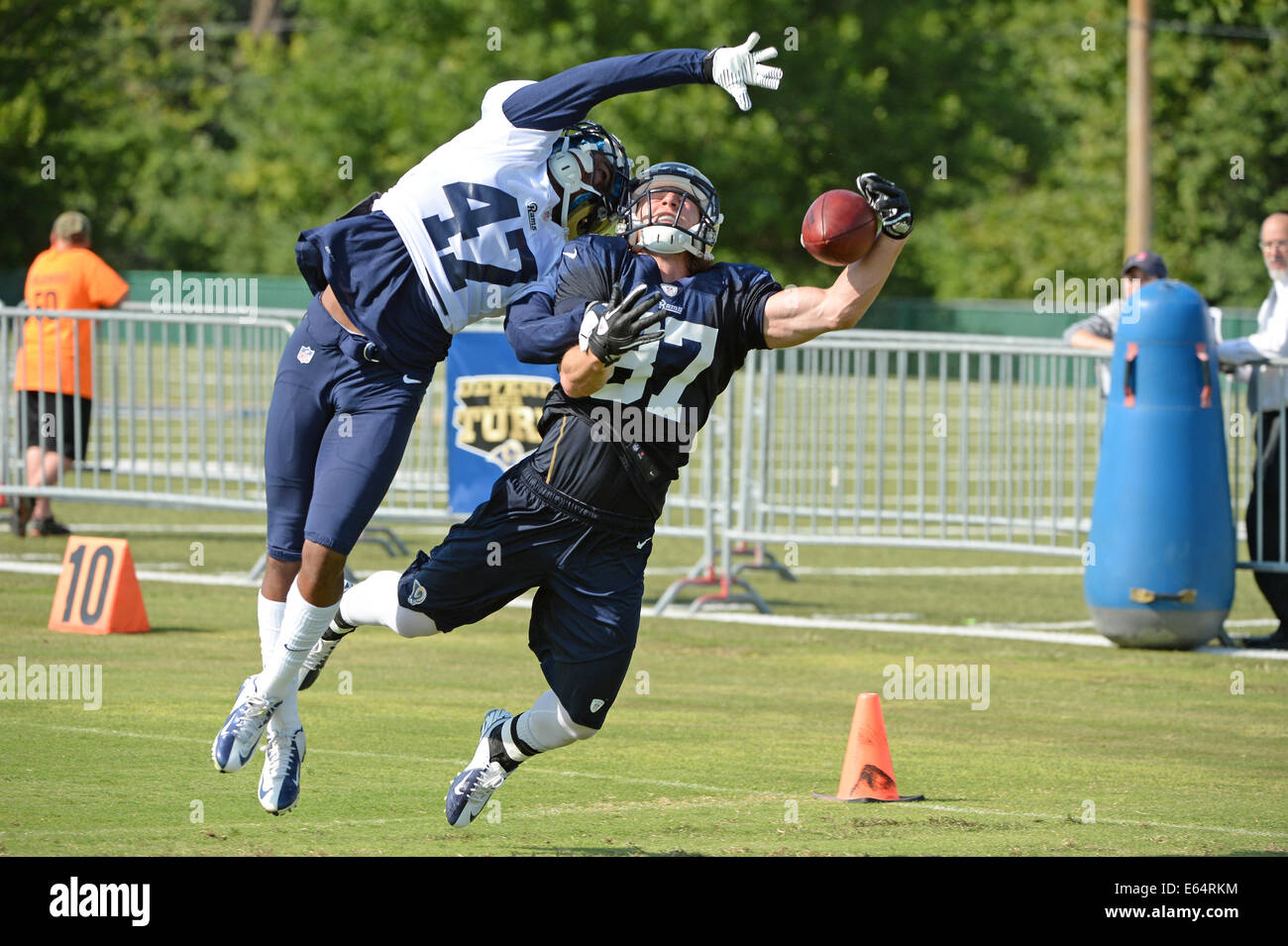 Rams training camp hi-res stock photography and images - Alamy